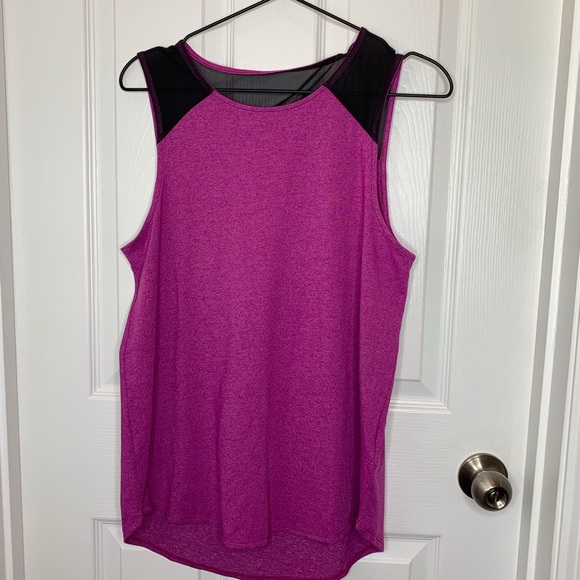 The North Face Women’s Beyond Backless Tank Sz Medium - Picture 2 of 10